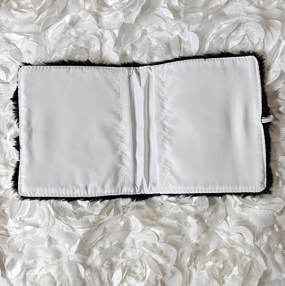 Badtz-Maru (Sanrio) Wallet Cover/Case - Picture 4 of 8